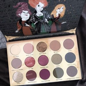 Disney’s Colourpop Hocus Pocus Eyeshadow Palette